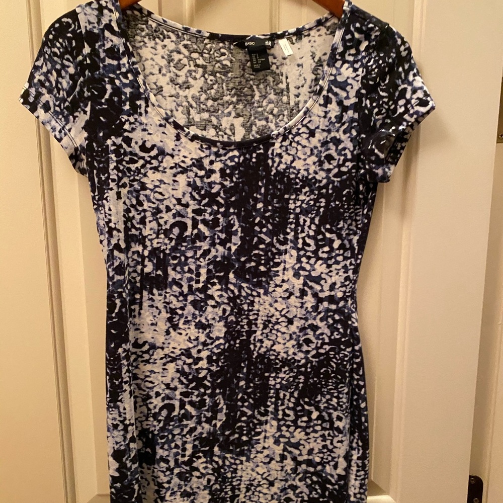 Patterned fitted dress